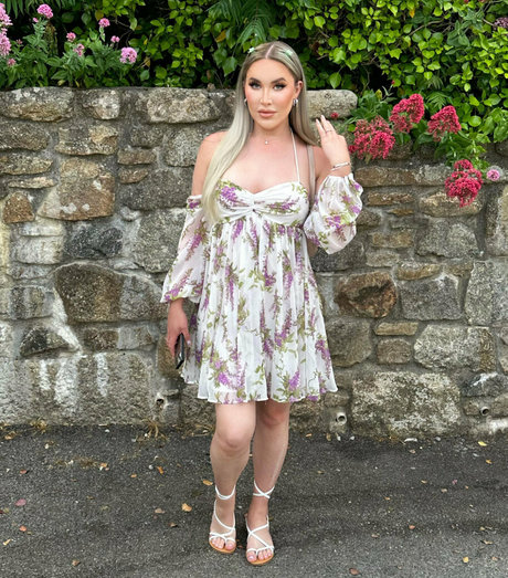 theavacole nice model img