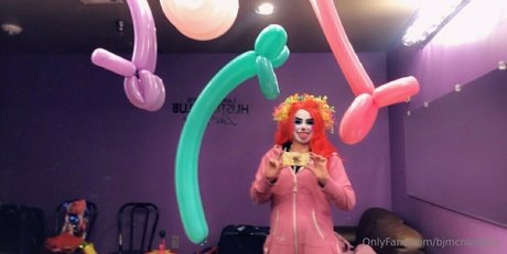 stripper onlyfans naked archive