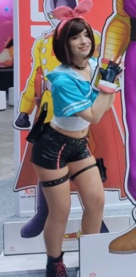 Faye Tan star sex galleries