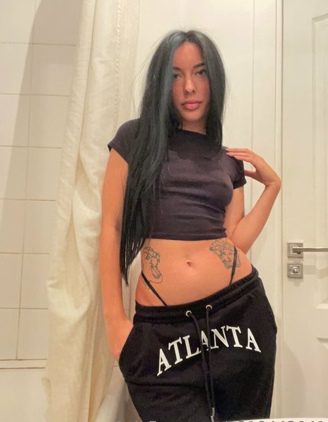 luxury lady model hot img