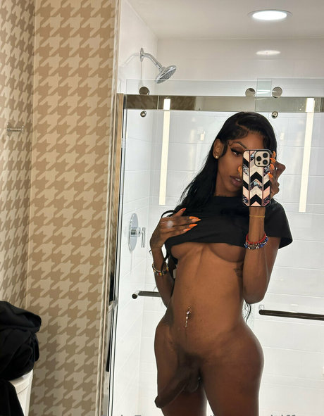 Baggyaltiffxxx pornstar exclusive photo