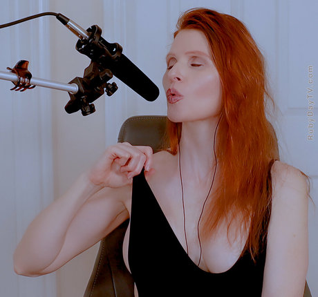 big tits cougar onlyfans free xxx image