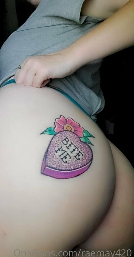 raemay420 model pornographic photos