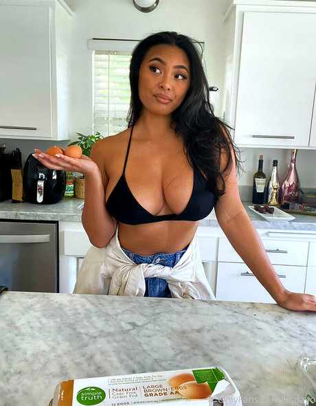lindavo nude pornstar images