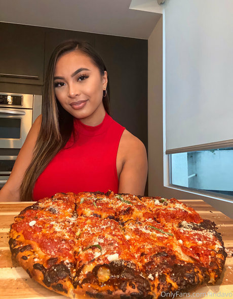 lindavo star hot photos