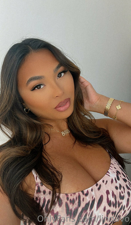 lindavo naked star pictures