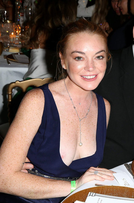 Lindsay Lohan free pornstar photo