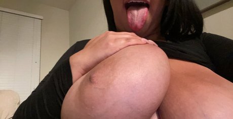 Denisedeniseeeeeeee hd model image