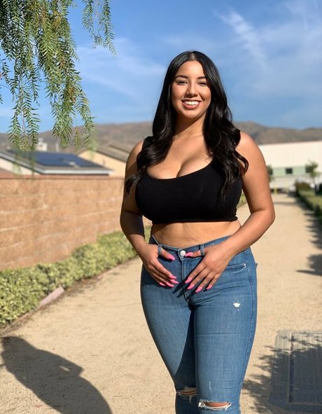 Denisedeniseeeeeeee model adult photos