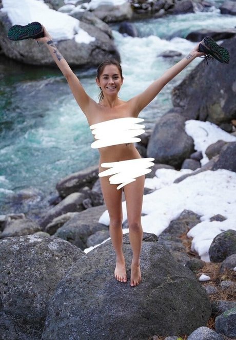 Alexchov nudes star photos