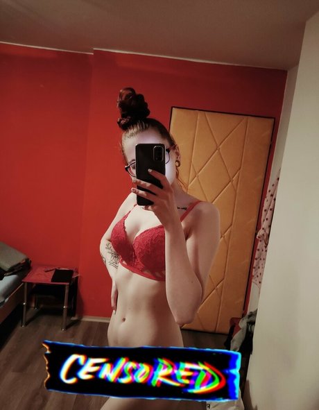 ginnas 20 nude model gallery