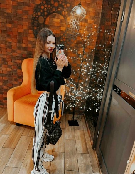 asian top onlyfans best gallery