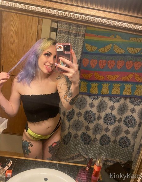 kinkykaoskings model sexy image