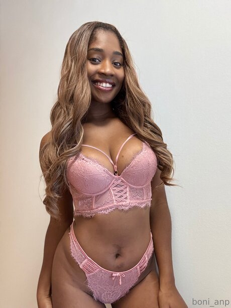 Boni anp pornstar pretty photo