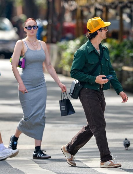 Sophie Turner exclusive actress archive