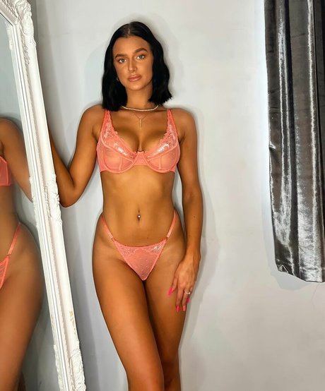 Louiseereid hd model photos