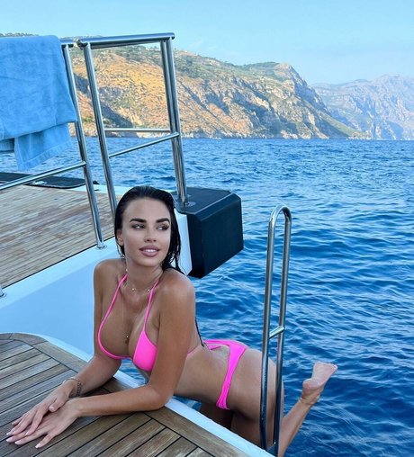 hottest trans onlyfans pretty pics