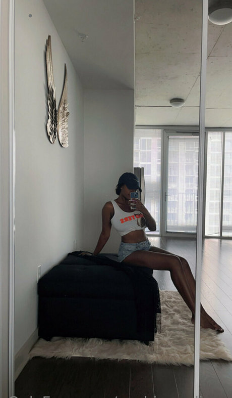 sophiacardinez model best pictures