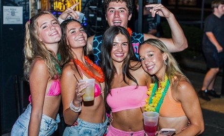 Katie Gilmore hot actress img