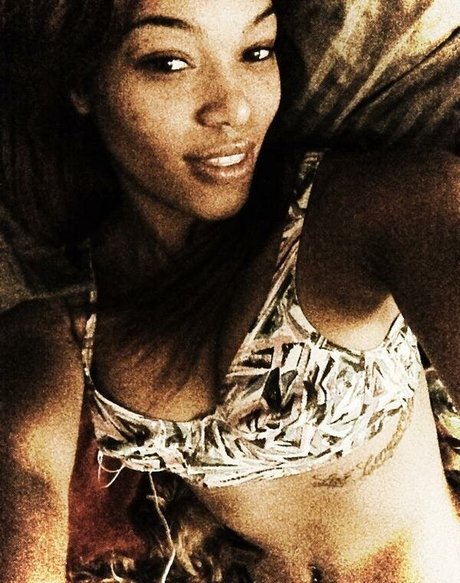 skinny blonde onlyfans xxx pics