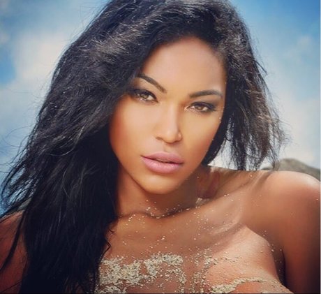 Montana Fishbourne model naked gallery