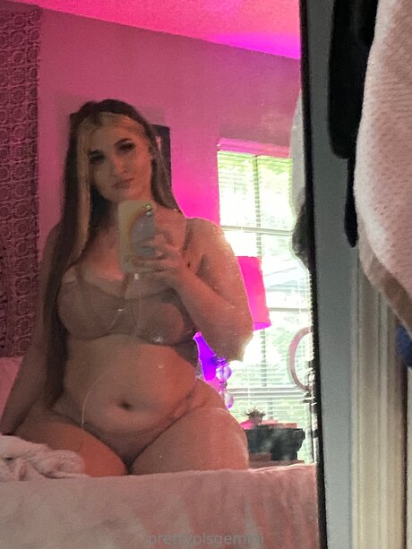 Geminiskyee art pornstar picture