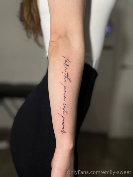 Emily Sweet perfect pornstar image