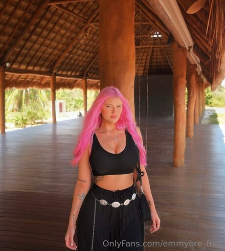 Emmybre Free naked star archive