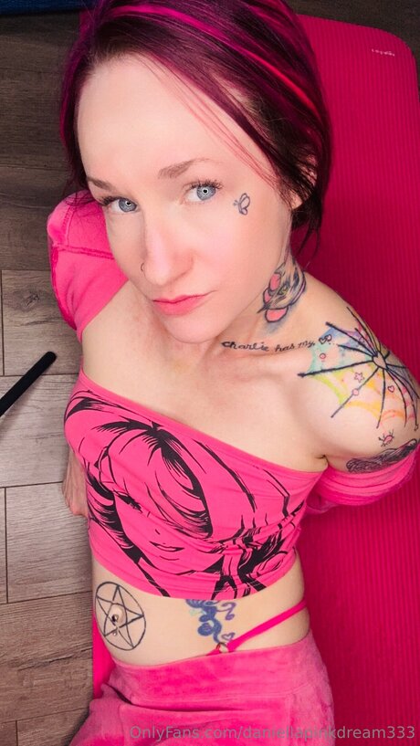 Daniellapinkdream333 free actress pic