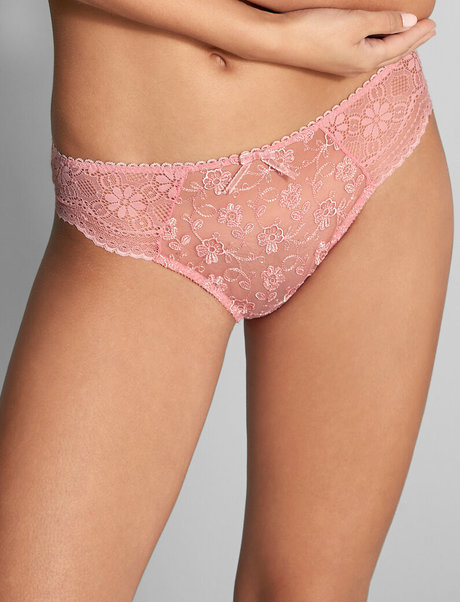 Nicola Cavanis Profile pic