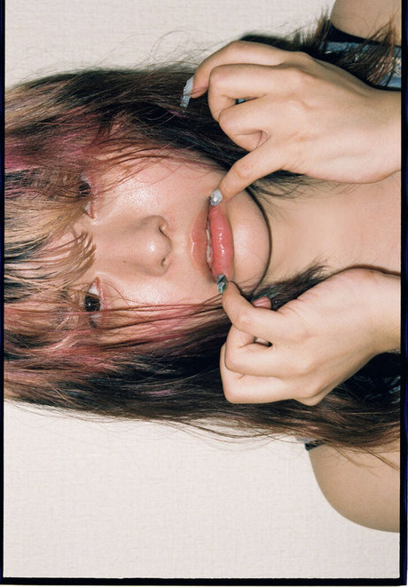 Ani Tenyu star art photo