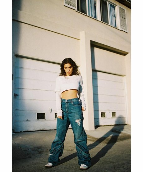 ginger muscle onlyfans beautiful naked picture