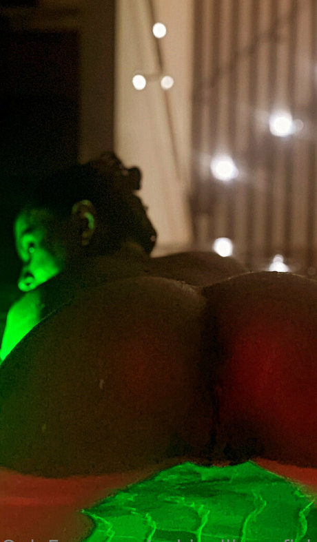 Nubia Oliver pornstar archive