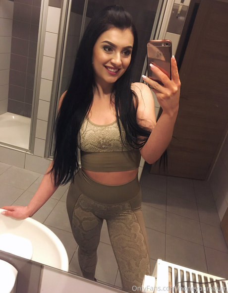 celebrity nude onlyfans exclusive image