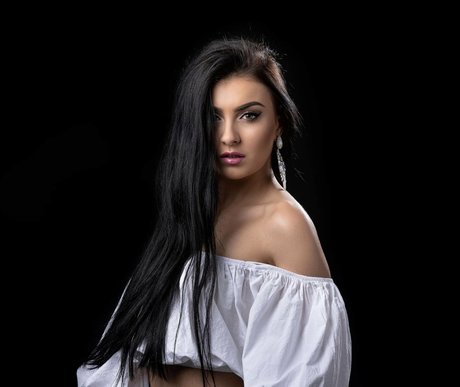 belladiablo star hot picture