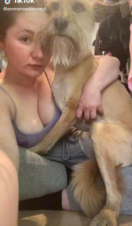 Emma Kenney xxx model archive