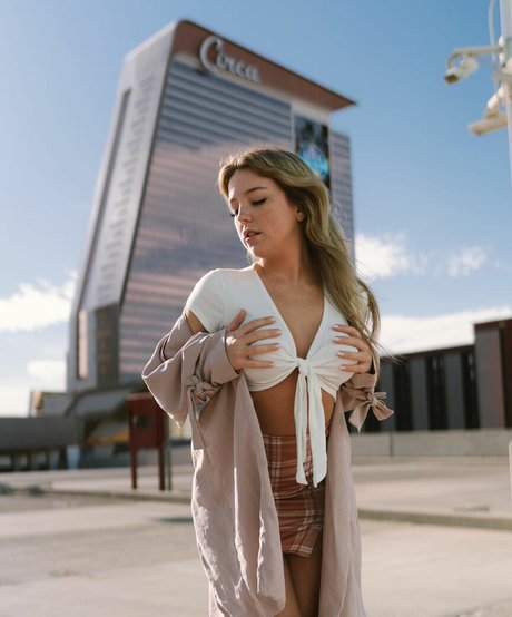 Lauren Brooks sex actress images