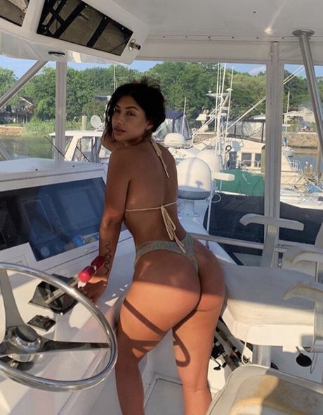 Merk Twain pornstar sexy pics