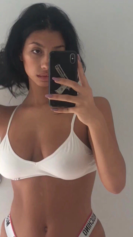 Merk Twain beautiful pornstar picture