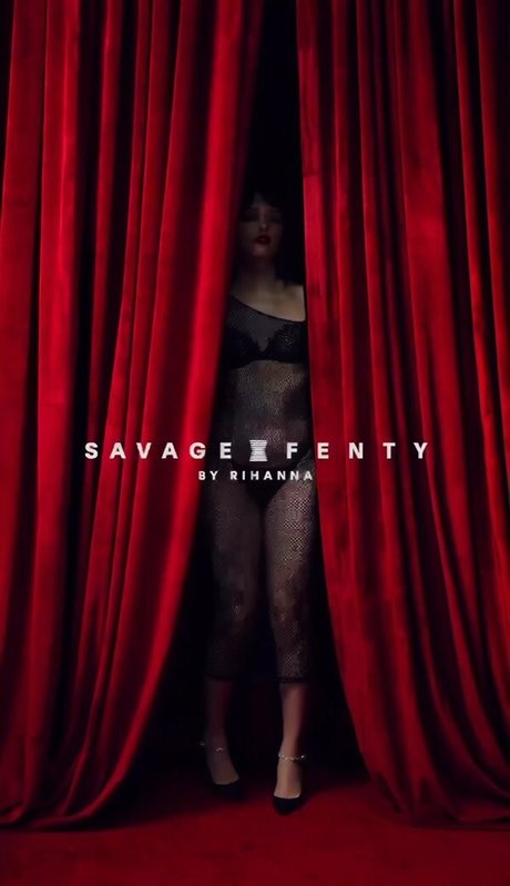 milf yoga onlyfans sexy xxx gallery