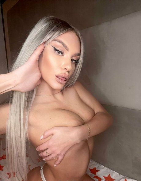 18 year old onlyfans pornographic galleries