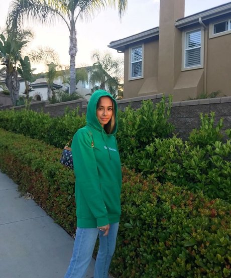 Buhnny top pornstar pic