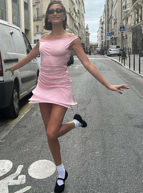 Hailey Baldwin Bieber perfect pornstar gallery