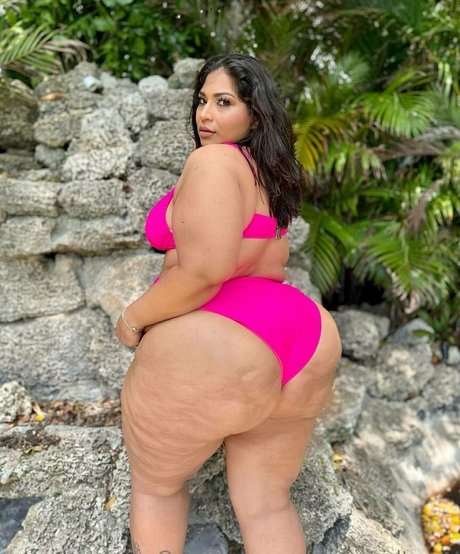 curvygirlteam model pornographic photos