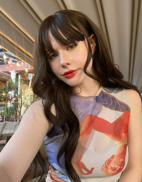 Dreamydi free model pictures