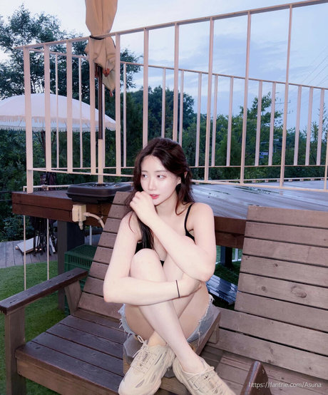 asuna model pornographic image