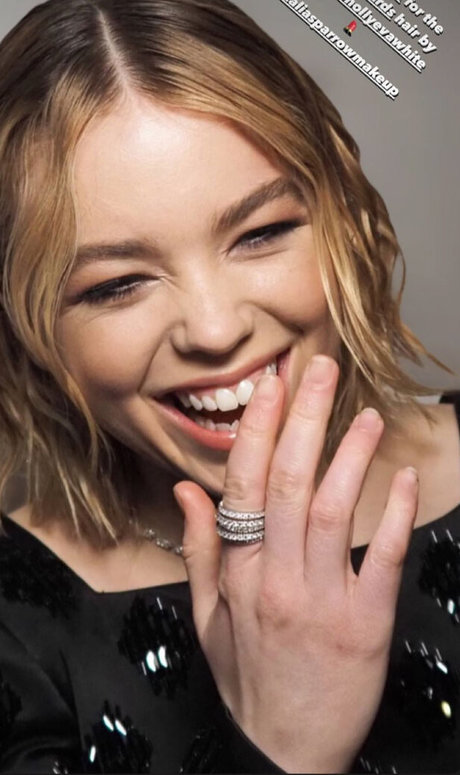 huge cock shemale onlyfans hot naked picture