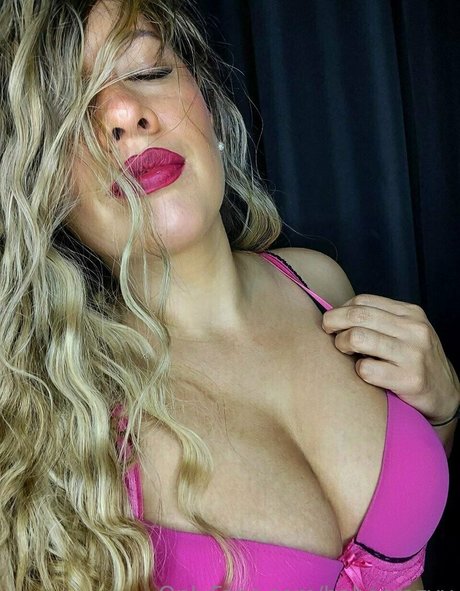 hairy milf onlyfans free sexy pic