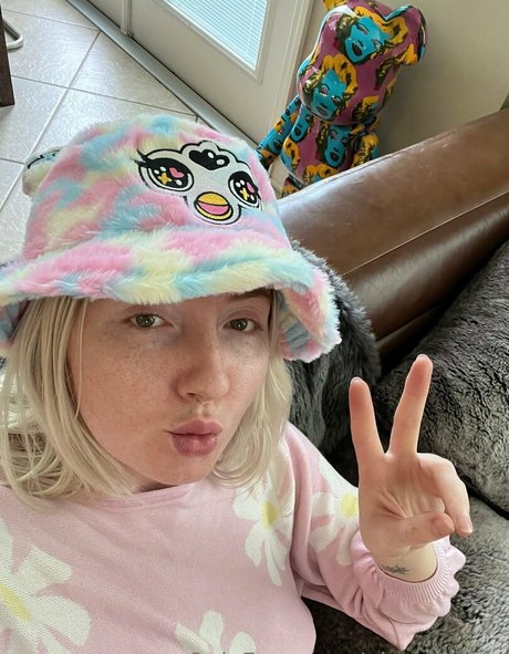 gingerwilde model nice image