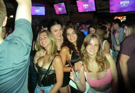 Bela S hd pornstar picture